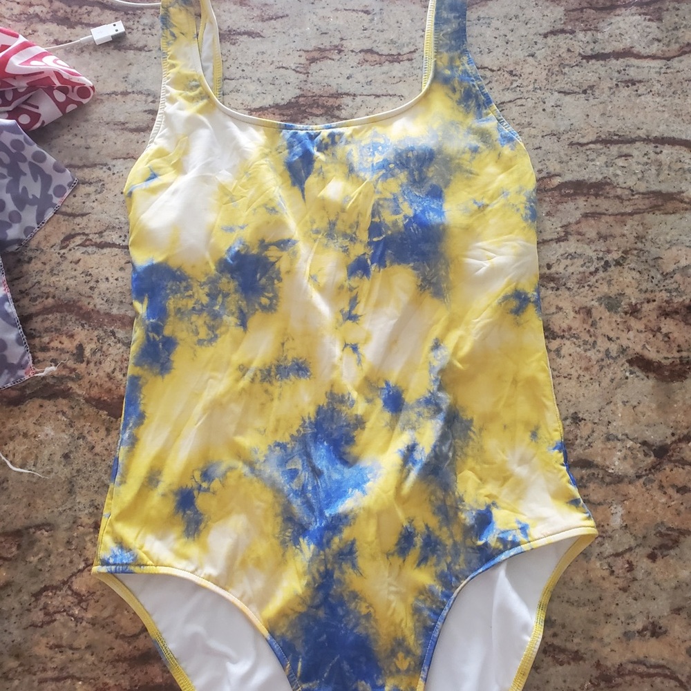 Quiksliver women’s one piece swimsuit
